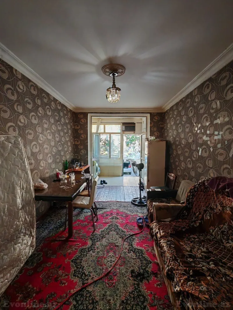 2 otaqlı köhnə tikili mənzil satılır — Abşeron r., Bakı - şəkil 2
