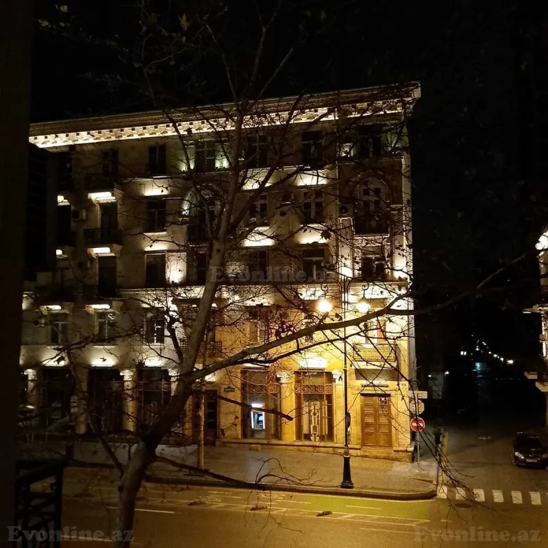 1 otaqlı köhnə tikili mənzil kirayə verilir — Səbail r., Bakı - şəkil 19