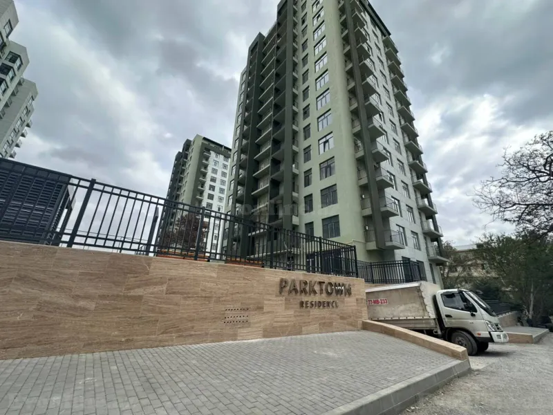 3 otaqlı Mənzil 107 m² Elmlər Akademiyası m. Satılır