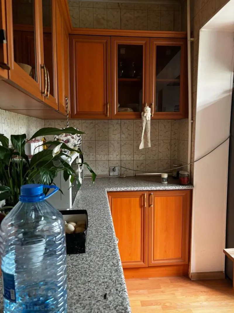 2 otaqlı köhnə tikili mənzil kirayə verilir — 20 Yanvar m., Bakı - şəkil 5