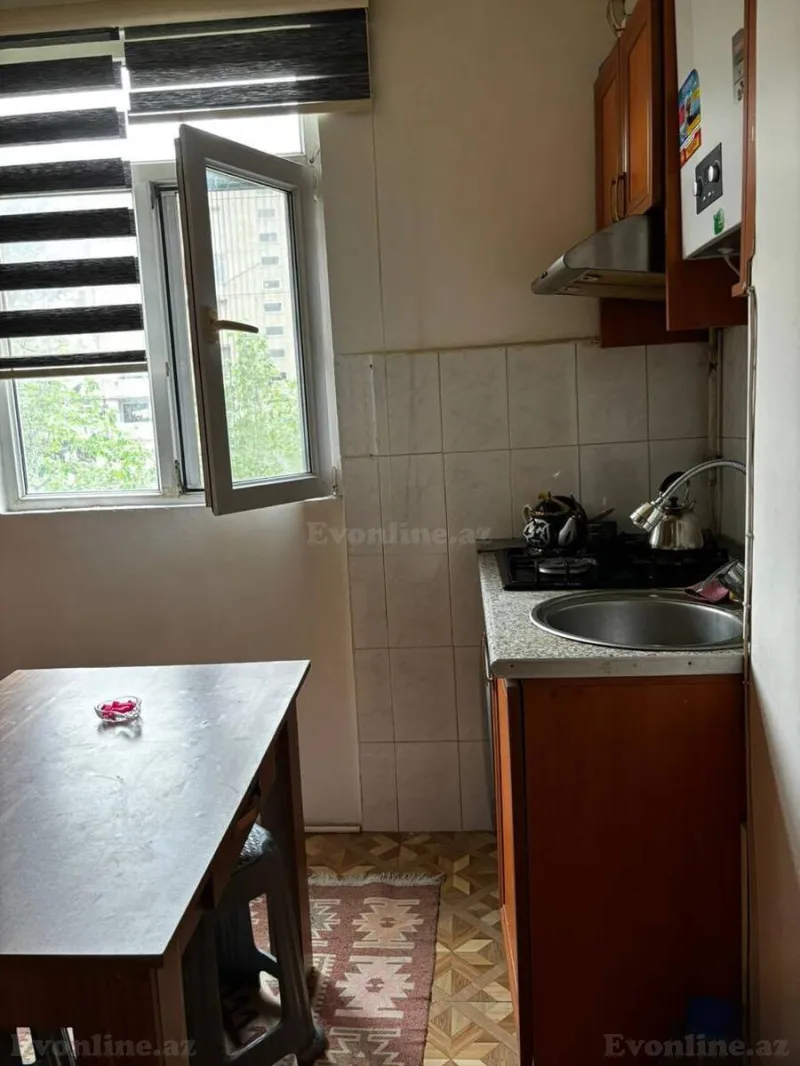 2 otaqlı köhnə tikili mənzil kirayə verilir — 20 Yanvar m., Bakı - şəkil 7
