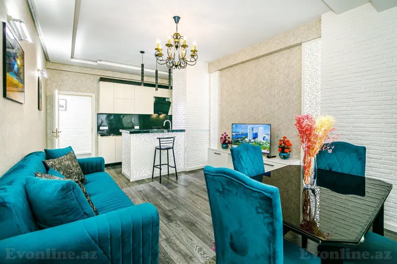 2 otaqlı Mənzil 90 m² Xətai r. Kirayə verilir