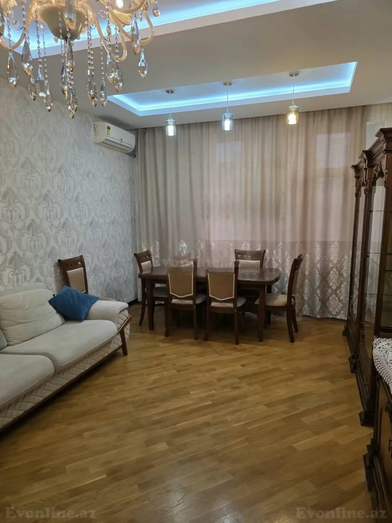 3 otaqlı Mənzil 110 m² Xətai r. Kirayə verilir