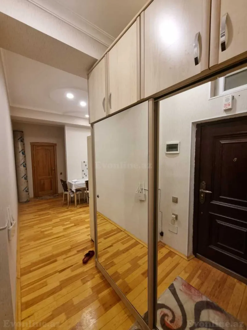 2 otaqlı köhnə tikili mənzil kirayə verilir — Binəqədi r., Bakı - şəkil 12