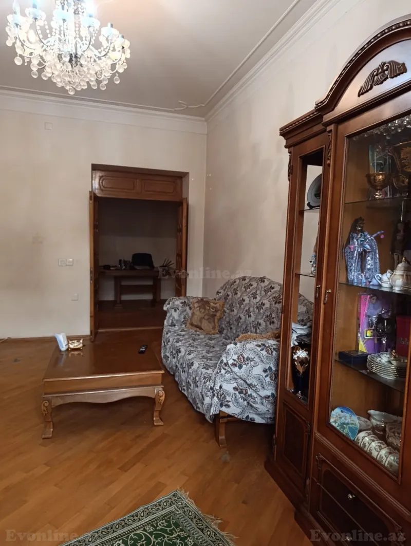3 otaqlı köhnə tikili mənzil satılır — Biləcəri, Bakı - şəkil 3