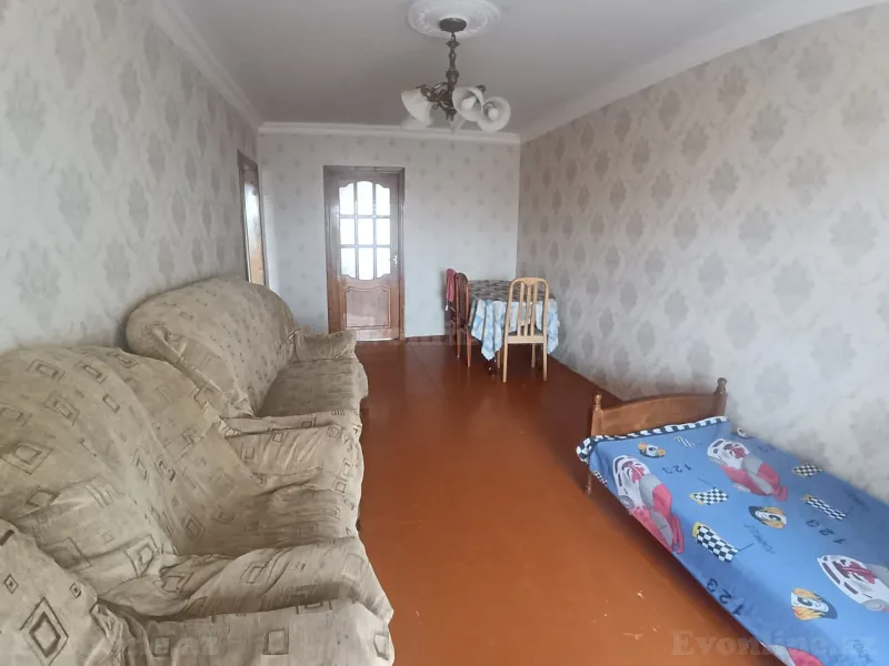 2 otaqlı köhnə tikili mənzil kirayə verilir — Sumqayıt