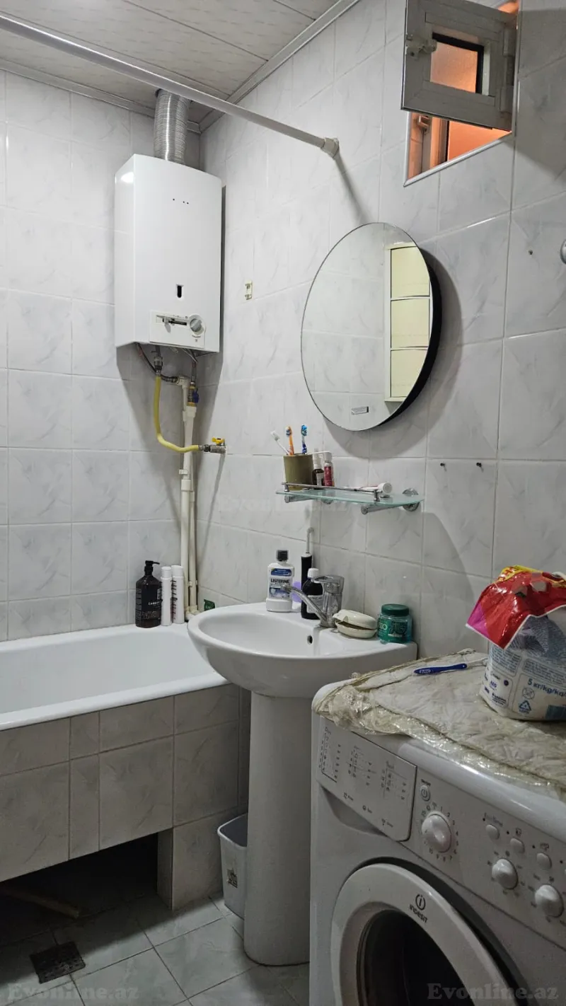 2 otaqlı köhnə tikili mənzil kirayə verilir — Inşaatçılar pr., Bakı - şəkil 13
