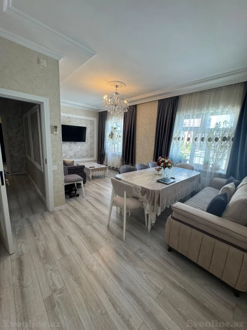 6 otaqlı həyət evi satılır, Xırdalan