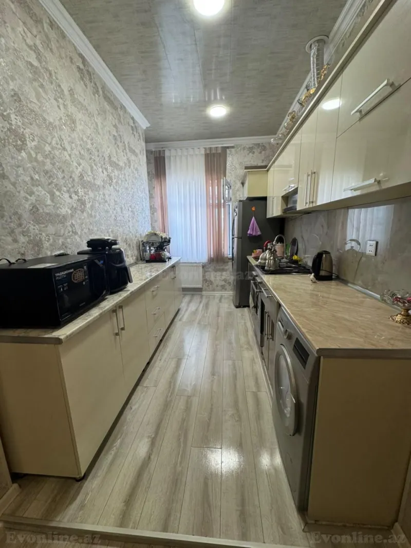 6 otaqlı həyət evi satılır — Xırdalan - şəkil 16