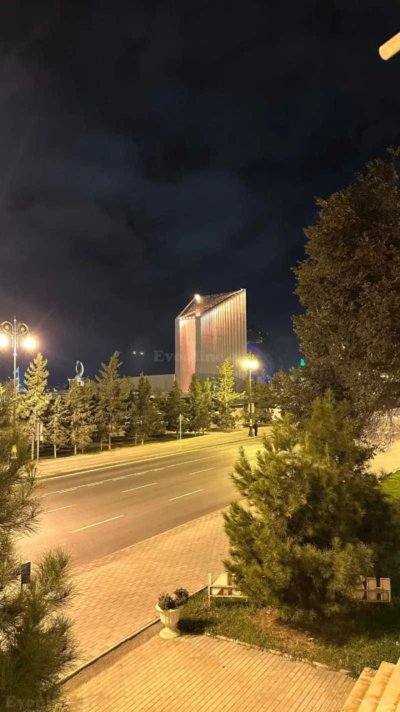 3 otaqlı köhnə tikili mənzil satılır — Ağ şəhər, Bakı - şəkil 4