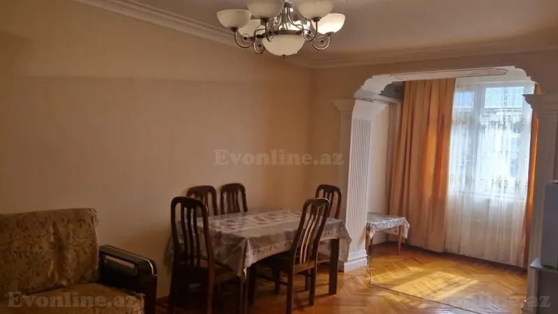 3 otaqlı köhnə tikili mənzil satılır — Yasamal, Bakı - şəkil 2