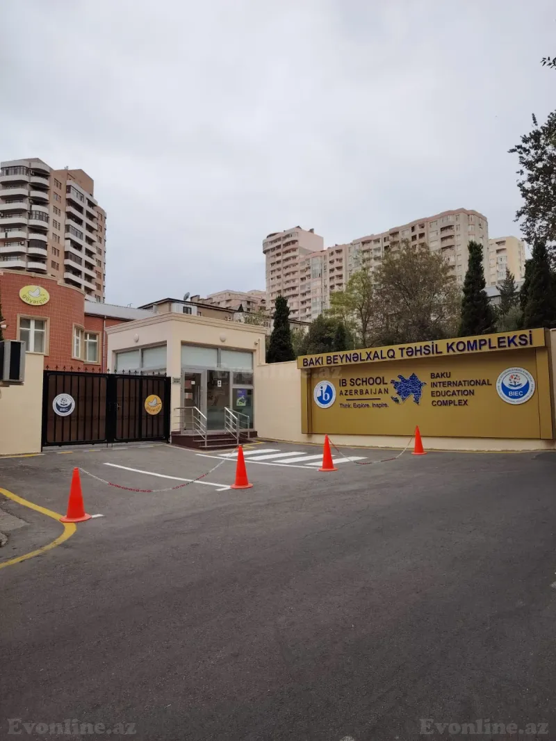 3 otaqlı köhnə tikili mənzil satılır — Yasamal, Bakı - şəkil 8