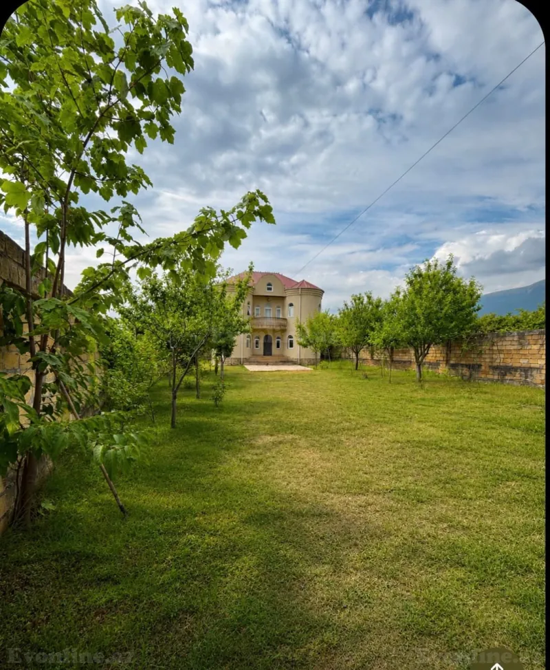8 otaqlı həyət evi satılır, İsmayıllı
