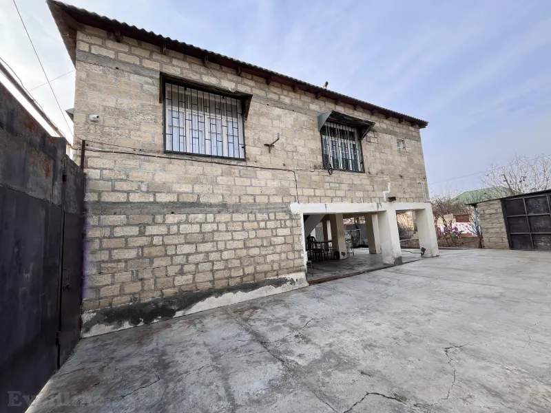 4 otaqlı həyət evi satılır — Yevlax