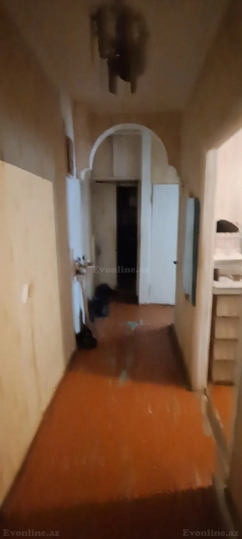 2 otaqlı köhnə tikili mənzil satılır — Müşfiqabad, Bakı - şəkil 3
