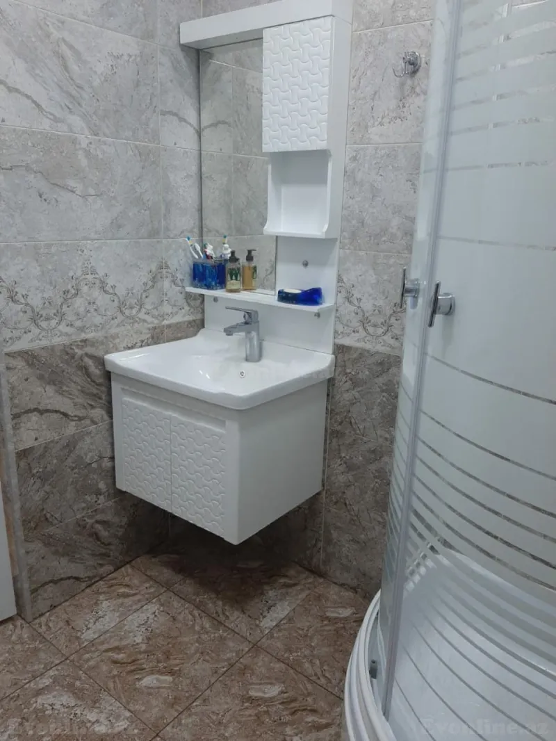 4 otaqlı həyət evi satılır — Yeni Ramana, Bakı - şəkil 12