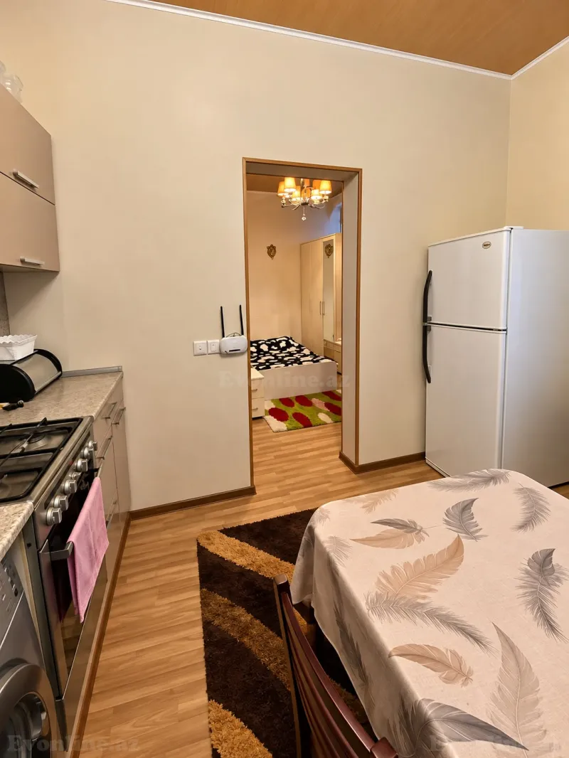 2 otaqlı həyət evi kirayə verilir — Neftçilər pr., Bakı - şəkil 7