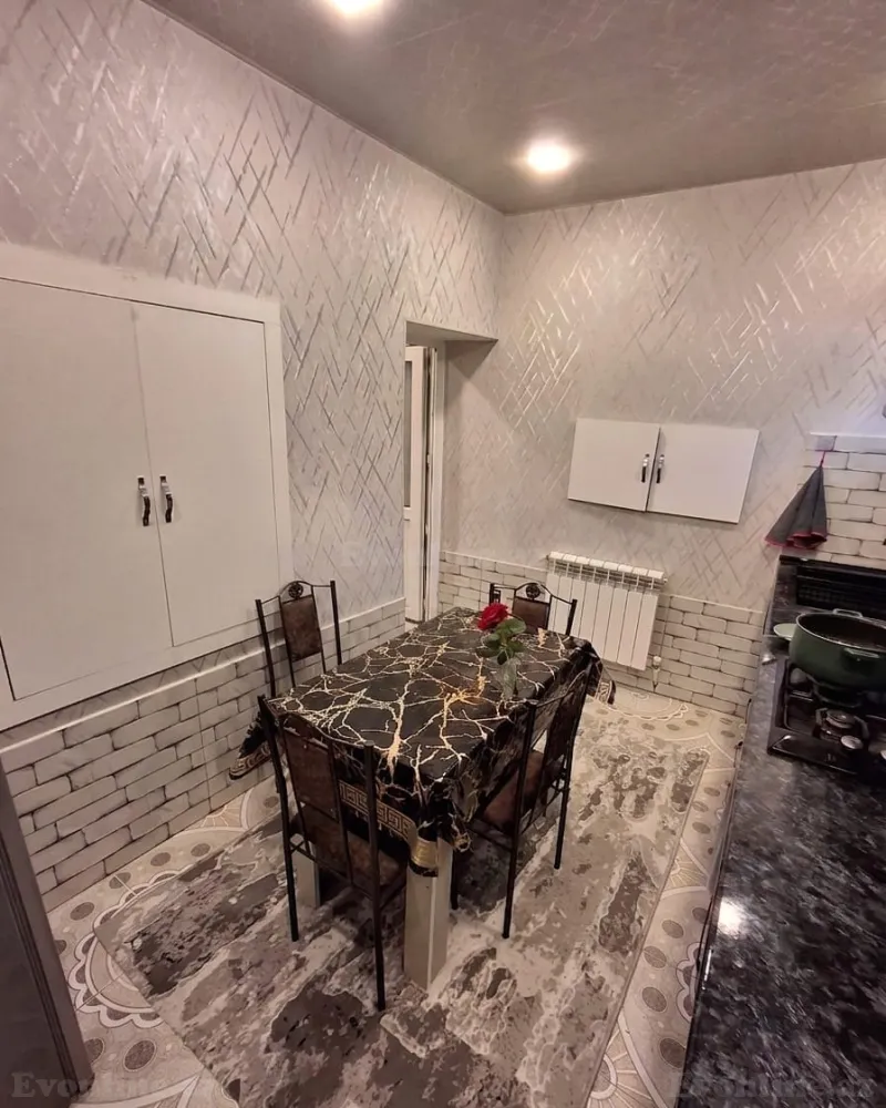 4 otaqlı həyət evi satılır — Yeni Suraxanı, Bakı - şəkil 4