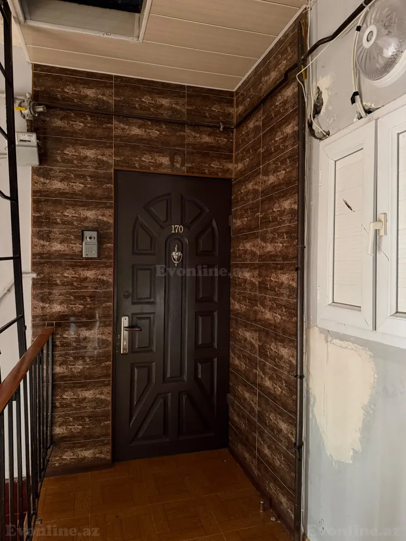 4 otaqlı köhnə tikili mənzil satılır — Bakıxanov, Bakı - şəkil 4