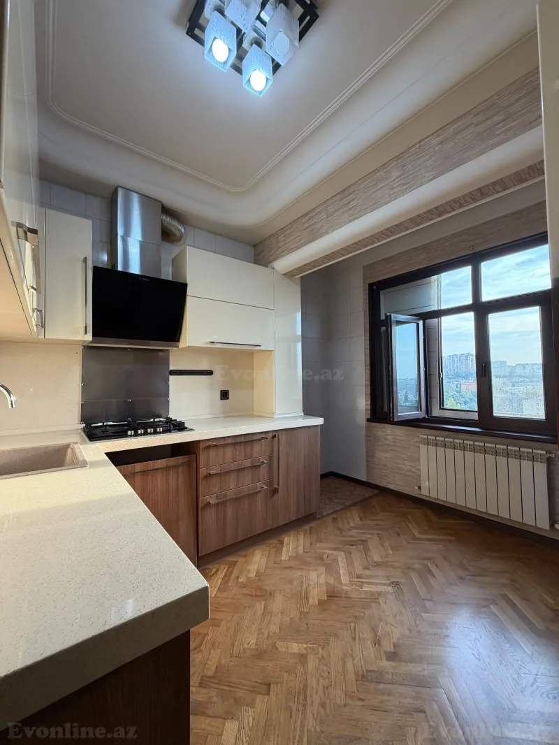 4 otaqlı köhnə tikili mənzil satılır — Bakıxanov, Bakı - şəkil 7