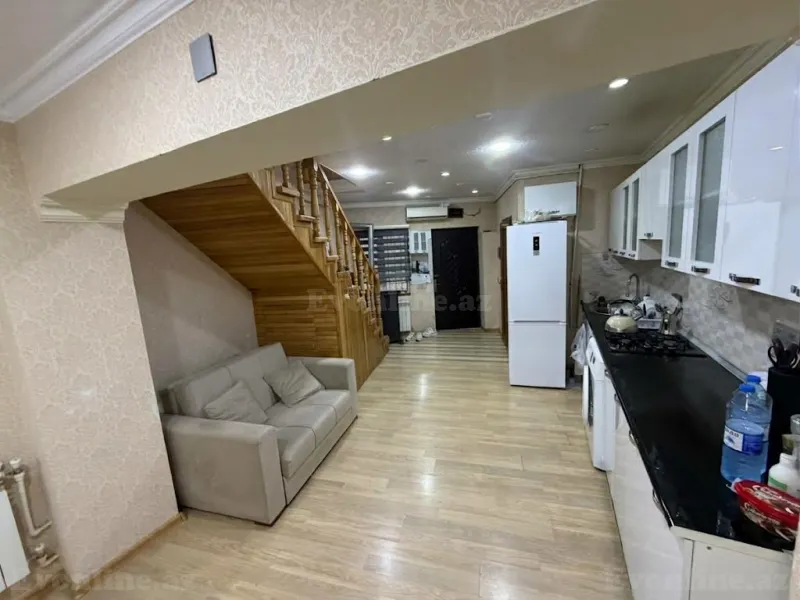 4 otaqlı həyət evi satılır — Yasamal, Bakı - şəkil 4