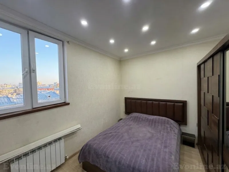 4 otaqlı həyət evi satılır — Yasamal, Bakı - şəkil 9