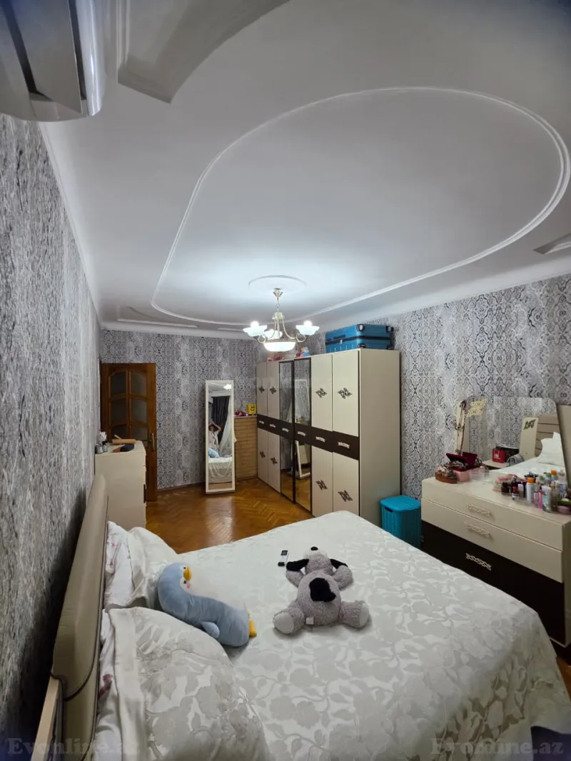 3 otaqlı köhnə tikili mənzil satılır — 4-cü mikrorayon, Bakı - şəkil 5