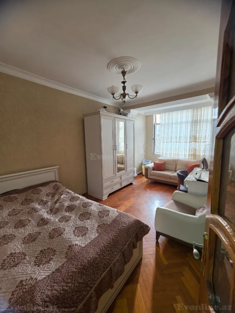 3 otaqlı köhnə tikili mənzil satılır — 4-cü mikrorayon, Bakı - şəkil 7