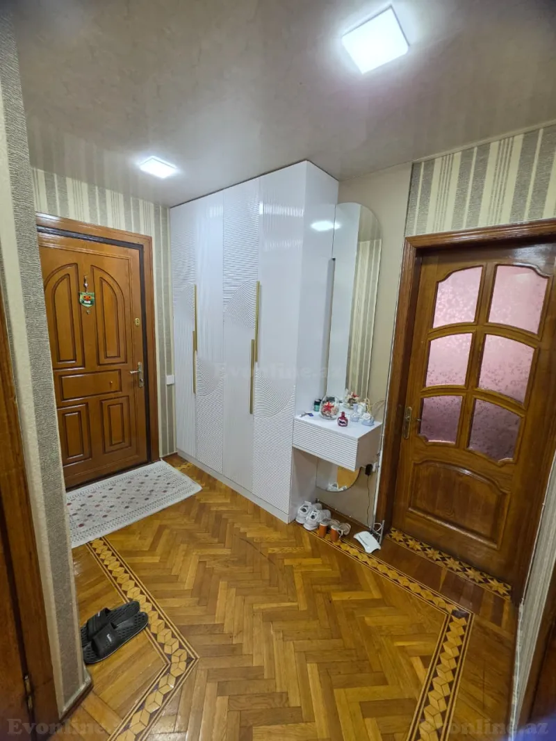 3 otaqlı köhnə tikili mənzil satılır — 4-cü mikrorayon, Bakı - şəkil 8