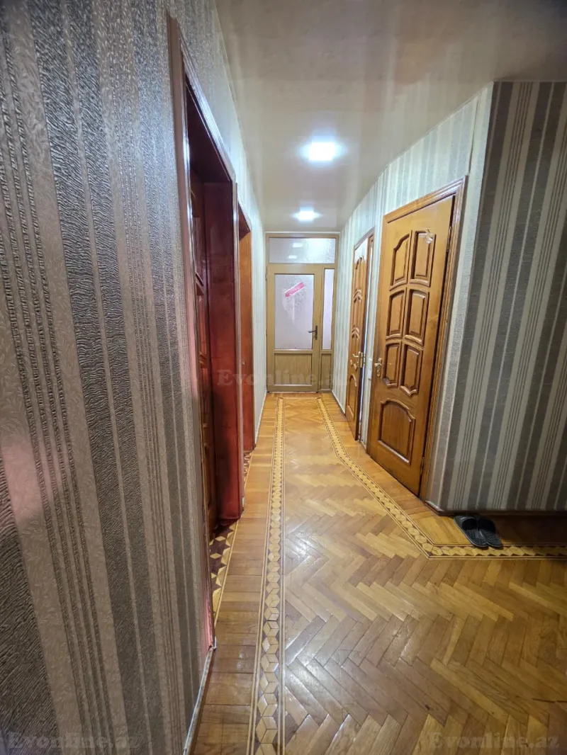 3 otaqlı köhnə tikili mənzil satılır — 4-cü mikrorayon, Bakı - şəkil 9
