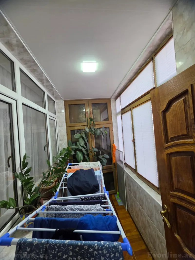 3 otaqlı köhnə tikili mənzil satılır — 4-cü mikrorayon, Bakı - şəkil 12