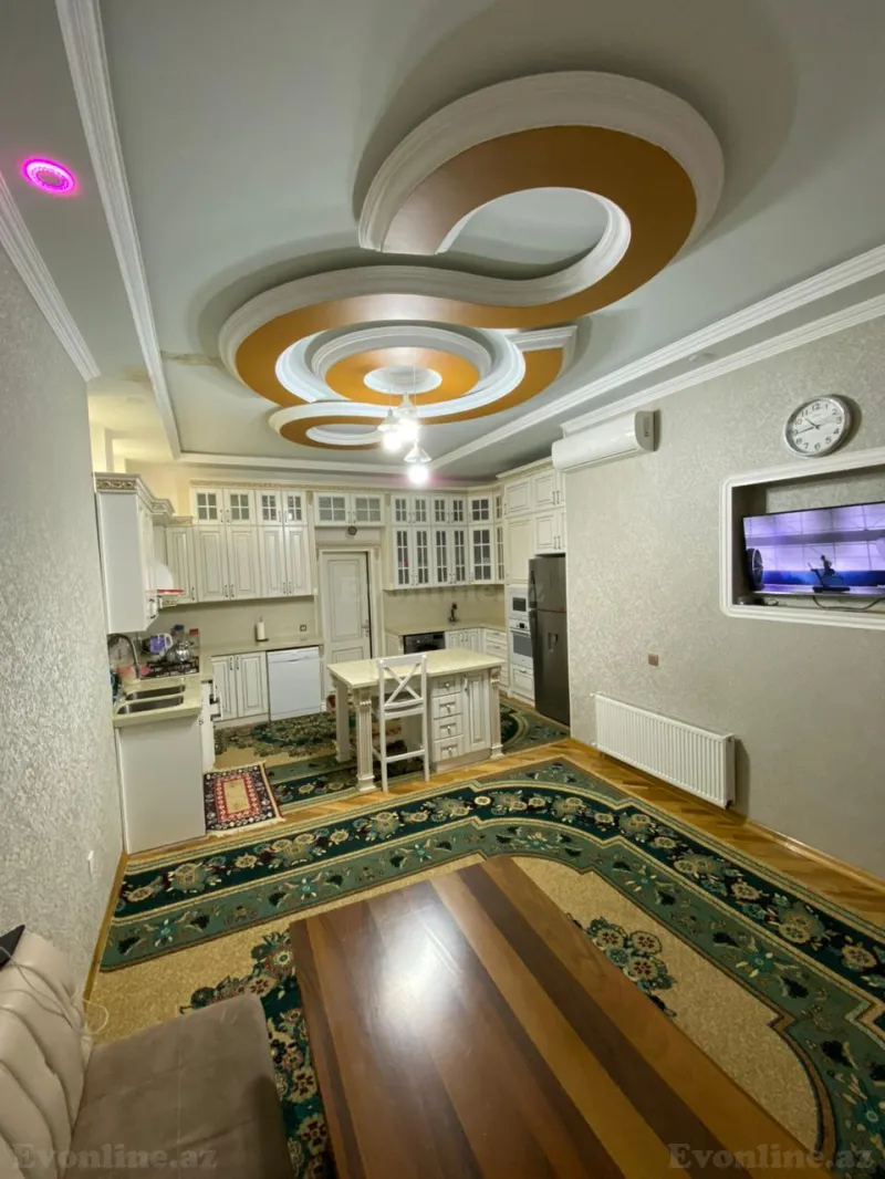 5 otaqlı həyət evi satılır — Qaraçuxur, Bakı - şəkil 8