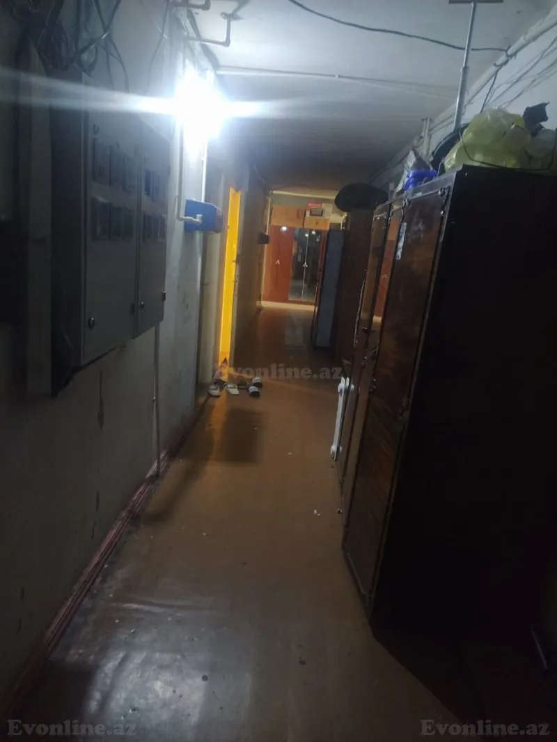 1 otaqlı köhnə tikili mənzil satılır — Bakıxanov, Bakı - şəkil 7