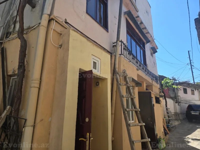 2 otaqlı həyət evi kirayə verilir, Bakı, Binəqədi r., Xutor