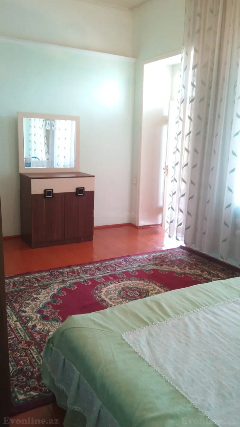 6 otaqlı həyət evi satılır — Şəki - şəkil 7