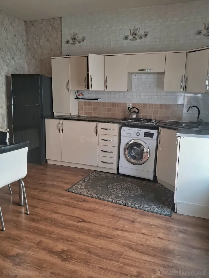 4 otaqlı həyət evi kirayə verilir — Bakıxanov, Bakı - şəkil 5