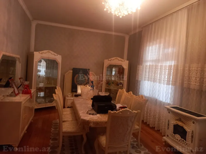 8 otaqlı həyət evi satılır — Şəmkir - şəkil 4