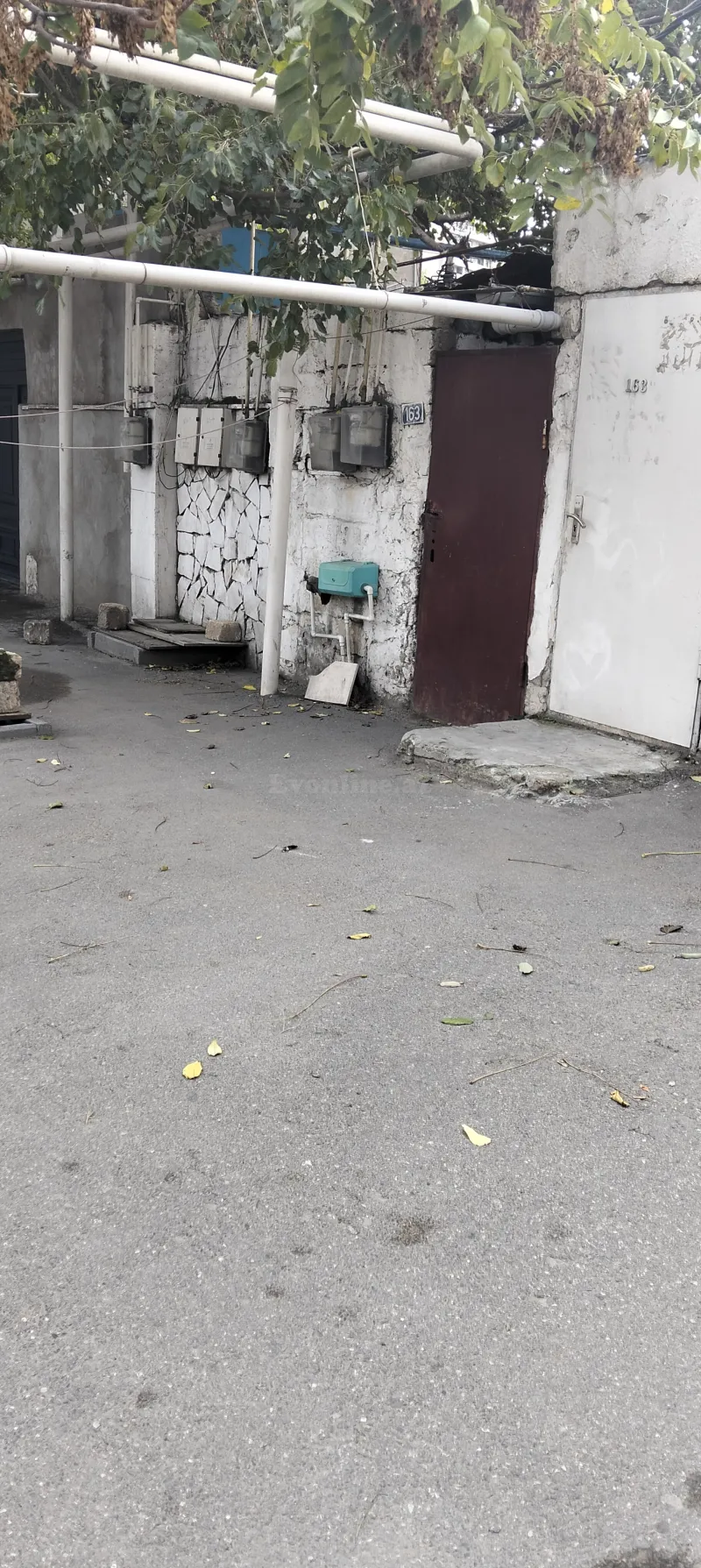 3 otaqlı həyət evi satılır — Tbilisi pr., Bakı - şəkil 2
