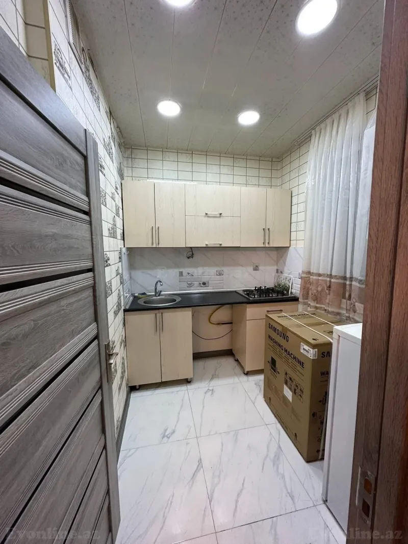 2 otaqlı köhnə tikili mənzil kirayə verilir — 4-cü mikrorayon, Bakı - şəkil 4