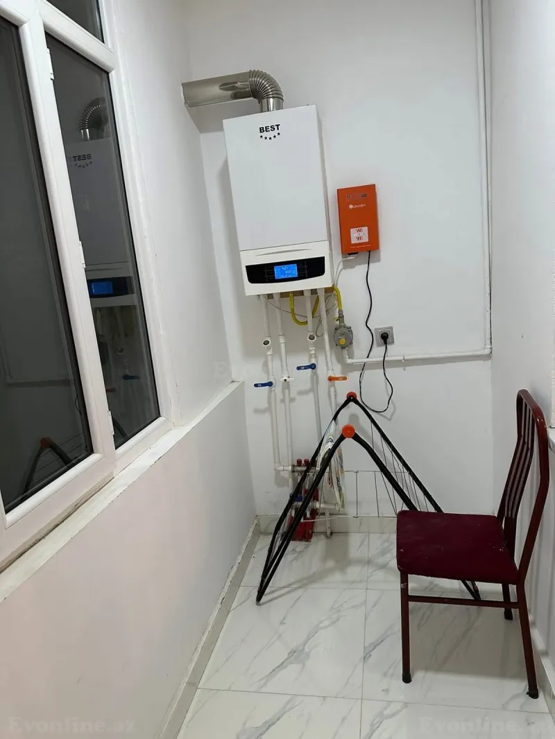 2 otaqlı köhnə tikili mənzil kirayə verilir — 4-cü mikrorayon, Bakı - şəkil 5