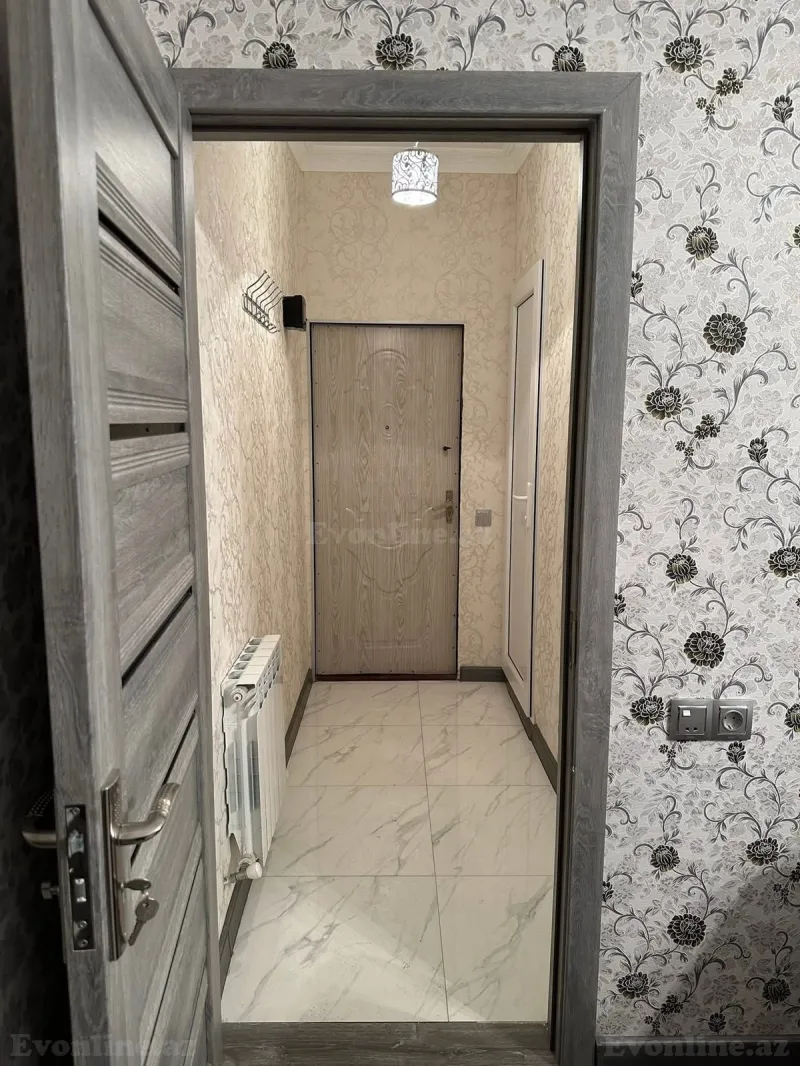 2 otaqlı köhnə tikili mənzil kirayə verilir — 4-cü mikrorayon, Bakı - şəkil 6