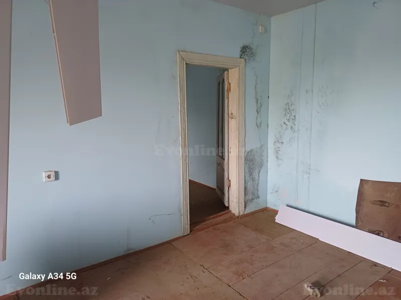 2 otaqlı köhnə tikili mənzil satılır — Ramana, Bakı - şəkil 4