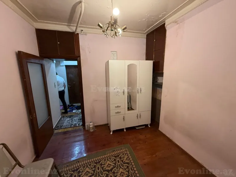 3 otaqlı köhnə tikili mənzil satılır — 8-ci mikrorayon, Bakı - şəkil 4