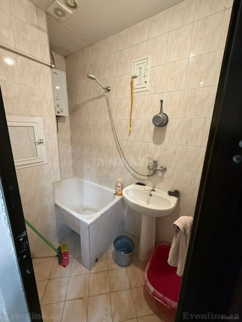 3 otaqlı köhnə tikili mənzil satılır — 8-ci mikrorayon, Bakı - şəkil 10