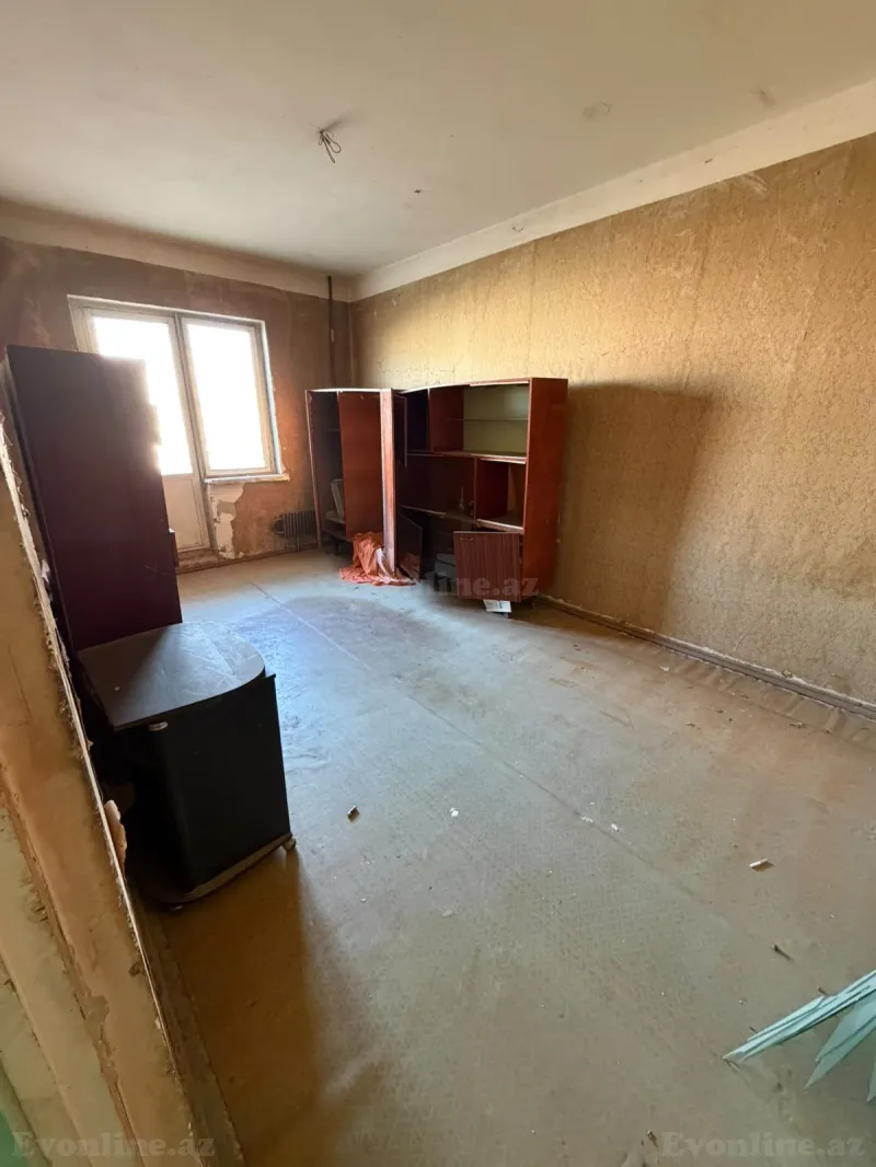 4 otaqlı köhnə tikili mənzil satılır — Qaraçuxur, Bakı - şəkil 11