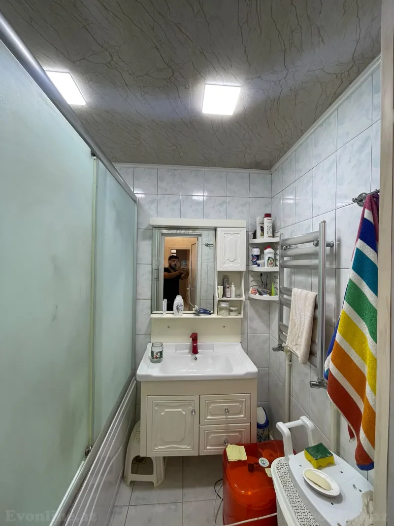 2 otaqlı köhnə tikili mənzil satılır — Buzovna, Bakı - şəkil 2