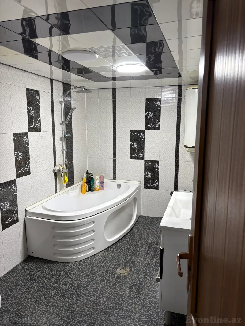 7 otaqlı həyət evi satılır — Mərdəkan, Bakı - şəkil 9