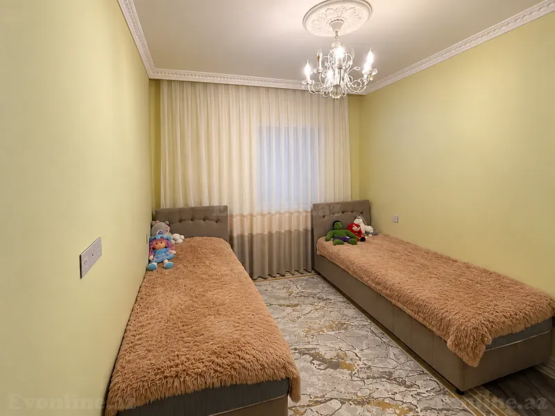 6 otaqlı həyət evi satılır — Yeni Ramana, Bakı - şəkil 5