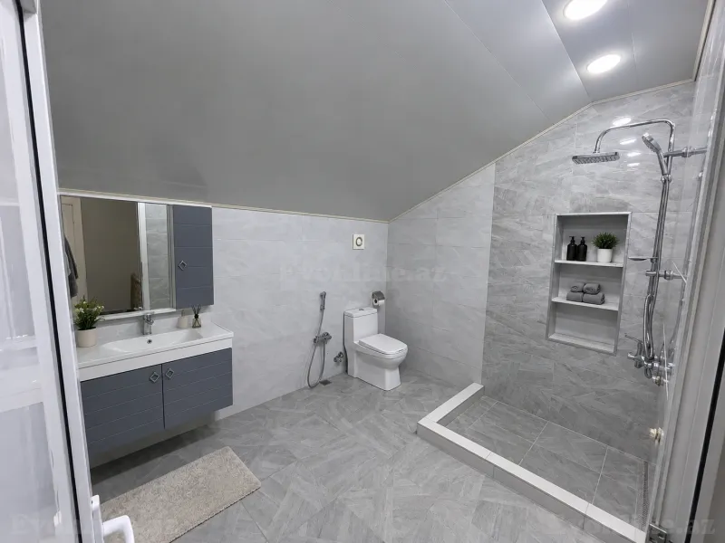 6 otaqlı həyət evi satılır — Yeni Ramana, Bakı - şəkil 11
