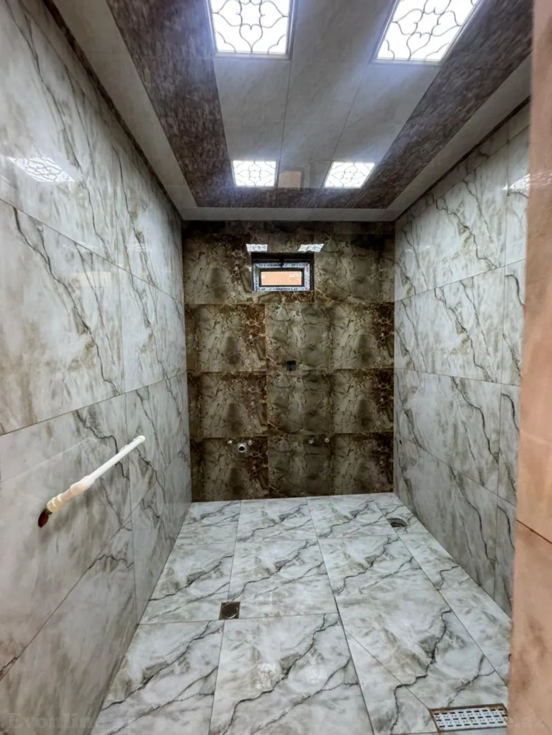 6 otaqlı həyət evi satılır — Qaraçuxur, Bakı - şəkil 11